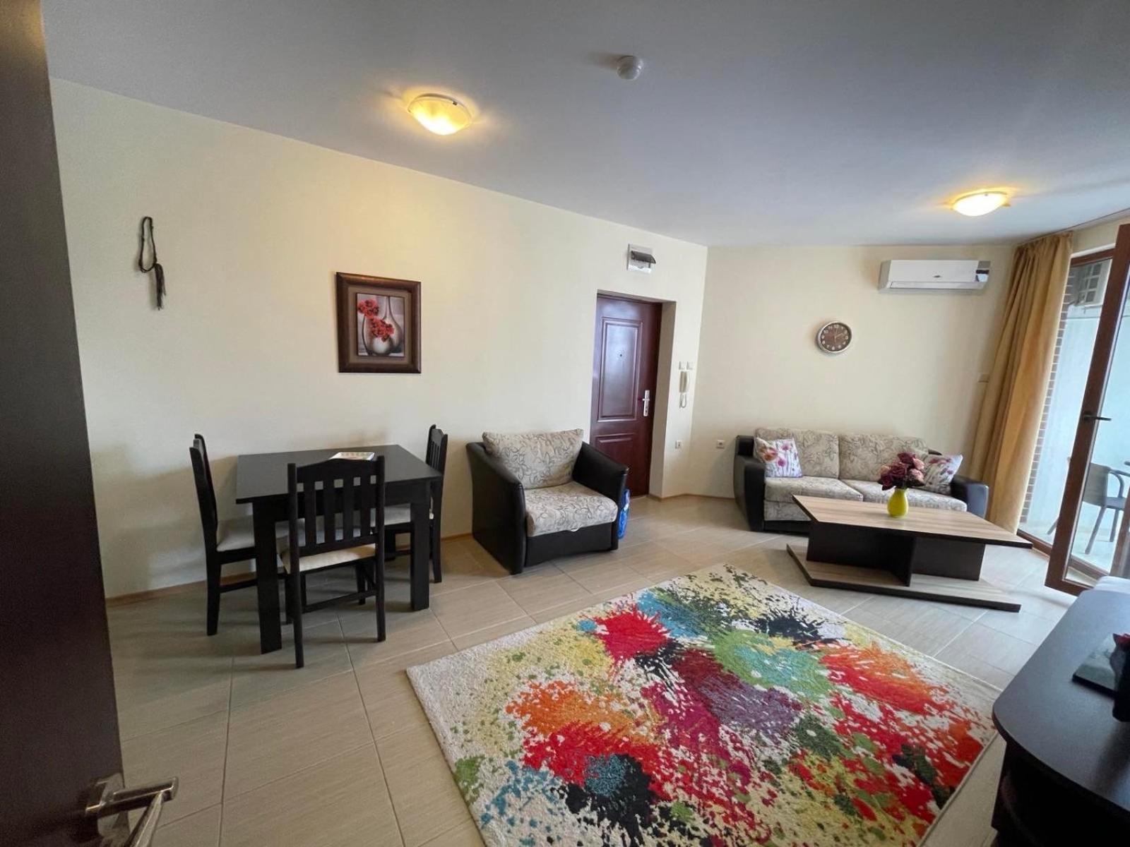 Private Apartments In Apolon 拉夫达 外观 照片